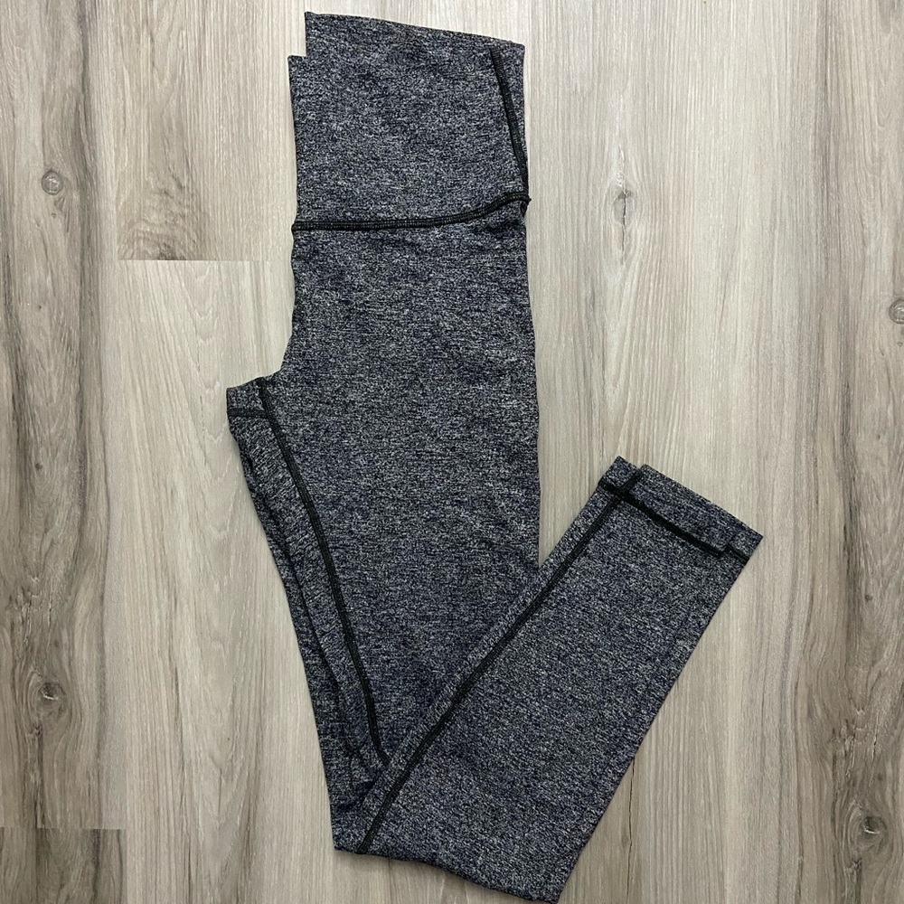 Lululemon leggings size 6